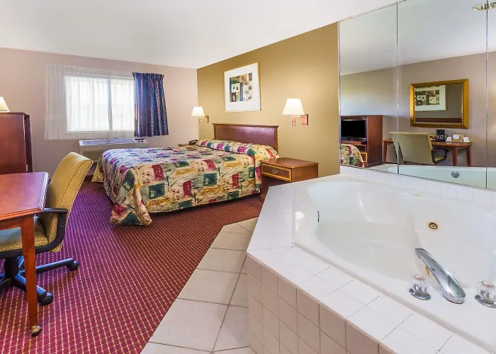 Super 8 By Wyndham I-55 N/chicago Joliet